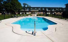 Looking for a pharmacy near you in hickory hills, il? Green Oaks Apartments Palos Hills Il Apartments Com