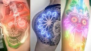 In the video, a live tattoo performance event takes place, and the results are incredible. 25 Best Animated Tattoos For Men Women Amazing Animation Tattoos Animation Tattoo Ideas Youtube