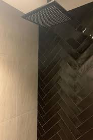 tegelsthuis visgraat in de douche badkamer wandtegels badkamer visgraat tegel