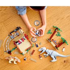 Indominus rex was one of the two main antagonists of the jurassic world film. Lego Jurassic World 75941 Indominus Rex Vs Ankylosaurus Online Kaufen Baby Walz