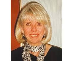 Laurie Harmon's Instagram, Twitter & Facebook