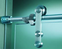 Ferrures Suspendues Enfield 2 Pour Porte Coulissante Verre 2000mm Ferrure Complete 3000mm Possibilite De L Sliding Glass Door Sliding Doors Door Handles