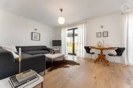 Wolfsburg liegt im kreis wolfsburg, stadt und ist in 42 stadtteile untergliedert. Moblierte Apartments Lofts Studios Und Wohnungen Auf Zeit In Wolfsburg