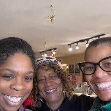 Shannon Sudduth's Instagram, Twitter & Facebook