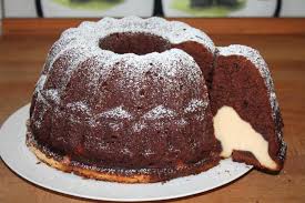 Schokokuchen Mit Cheesecakefullung Rezept Schokokuchen Mit Cheesecakefullung Schokokuchen Schoko Gugelhupf