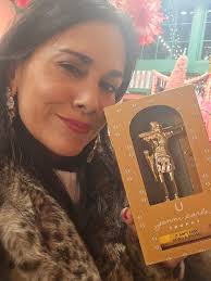 I would like to take this opportunity to thank each and every one of you  for supporting our small business 🤍 Your orders, messages, shares, and  kind words truly mean the world