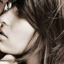 Semua kata kata mutiara yang ada di sini, dari mulai kata mutiara cinta, kata bijak kehidupan dan masih banyak lagi. 14 Hal Yang Buat Momen Ciuman Anda Lebih Spesial Lifestyle Liputan6 Com