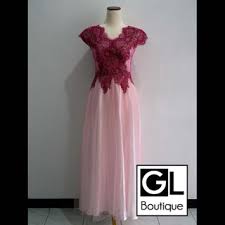 Sedangkan bawahan buat pria umumnya berwarna polos, sinkron menggunakan rona atasan yg dikenakan. Toko Baju On Line Gambar Model Baju Kebaya Modern Model Baju Kondangan Terbaru Sewa Gaun Di Bandung Model Uptodate Elegan