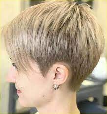 Kurze Pixie Frisuren Fur Frauen 2019 2020 Frisur Trend Haarschnitt Pixie Haarschnitt Feine Frisuren
