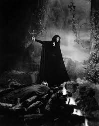 Best Black And White Horror Movies Of All Time The Top 10 Most Underrated Horror Movie Sequels Of All Time Sci Fi Horror Movies Classic Horror Movies Retro Horror