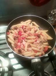 Check spelling or type a new query. Penne Con Prosciutto Cotto Pomodori Olive E Funghi Trifolati