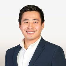 Glenn Bricker's Instagram, Twitter & Facebook