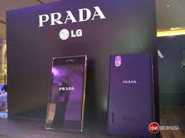 Prada Phone By Lg 3 0 Phone Samsung Galaxy Phone Gadgets News
