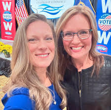 Jennifer Rukavina's Instagram, Twitter & Facebook