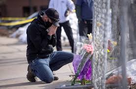 Colorado mass shooting investigation 03:40. Emzoilopximgbm