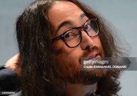 Sean Flack's Instagram, Twitter & Facebook