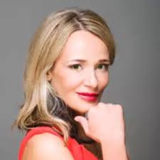 Ann Salter's Instagram, Twitter & Facebook