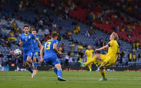 Swedia tampil mengesankan selama fase grup euro 2020, mereka lolos ke fase babak 16 besar dengan status juara grup. P0yndwebkhbylm