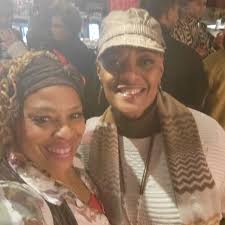 Making pickles … and a friend 👀