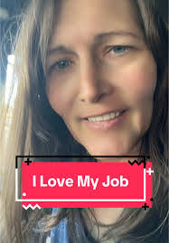 Shauna Cooper's Instagram, Twitter & Facebook