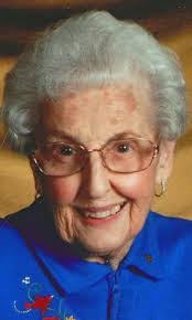 Elizabeth Schoonover's Instagram, Twitter & Facebook