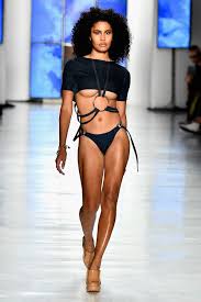 Get to know leyna bloom, the first trans model of color to be featured in vogue india. Leyna Bloom Victoria Secret Fashion Show Fashion Chromat