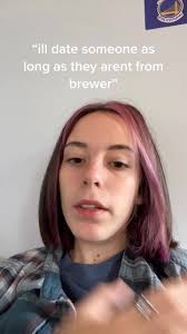 Lily Brewer 24