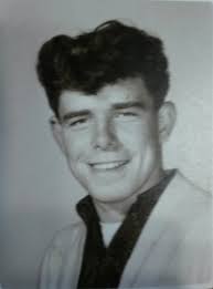 Can someone enhance a photo of a picture for a plaque?