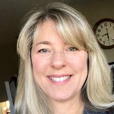 Katie Crook (@KTCrook)