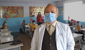 Kurul yüz yüze eğitim için öngörülen 15 şubat'ı erken bularak 15 mart'ı önerdi. Yuz Yuze Egitim Icin Tarih Veren Bilim Kurulu Uyesinden Oneri