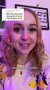 Jen Matthews's Instagram, Twitter & Facebook