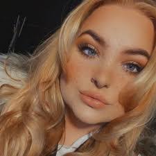 Georgia Blackburn's Instagram, Twitter & Facebook