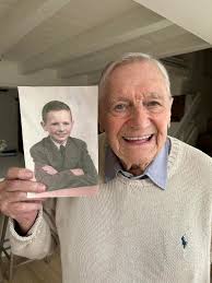 Economic Decline and Middle Class Disappearance in the US