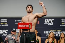 He is a black belt in dariush made his ppv debut at ufc 179 in rio de janeiro against undefeated carlos diego ferreira. Ntnfxfzbrsj5bm