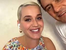 Cute Korlando moment during one of Katy’s live translations. 🤍🌼, ~tags~,  @katyperry @katyperrycollections @orlandobloom @missnuggetperry ,  #neverwornwhite #covergirl #witness #kp #kp5 #love #queen ...