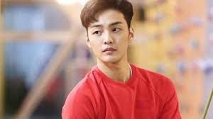 Yoo jae suk asked, how do you feel going from gong yoo to us here? the actor was lost for words for a. Tribunwiki Gabung Dengan Agensi Baru Kini Siap Main Drama Lagi Berikut Profil Kim Min Jae Tribun Timur
