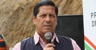 Edmundo Hurtado's Instagram, Twitter & Facebook