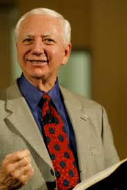 Avery Willis's Instagram, Twitter & Facebook