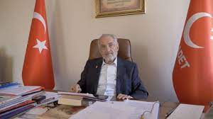 1977 seçimlerinde yeniden milletvekili seçildi. Oguzhan Asilturk Saadet Partisi Nde Temel Karamollaoglu Na Karsi Neden Hareket Baslatti Bbc News Turkce