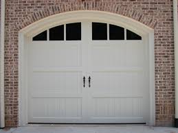 Selecting the best brick paint can be a little tricky if you don't have any previous idea about it. Paint Grade Garage Doors