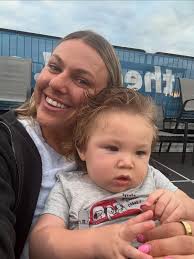 Amanda Mazur (@amandalorenz) • Instagram photos and videos