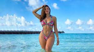 Ed sheeran kygo avicii robin schulz lost frequencies the chainsmokers styles feeling me. Ed Sheeran Kygo Avicii Martin Garrix The Chainsmokers Dua Lipa Styles Feeling Me 5 Youtube