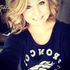 Valerie Hampton's Instagram, Twitter & Facebook