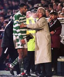 Pierre van hooijdonk viert vandaag zijn 50ste verjaardag! Pierre Van Hooijdonk Claims Brian Laudrup Was Decisive In Rangers Nine In A Row