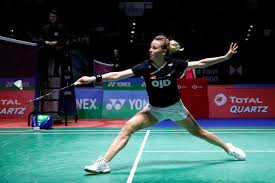 Mia blichfeldt sikrede sig karrierens største triumf søndag eftermiddag, da hun vandt european games. Begge Danske Damesingler Er Ude Af All England Avisen Dk