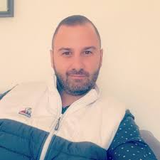 À seulement 34 ans, Giuseppe Cutraro est devenu aussi connu qu'une rockstar  ! Son secret ? Une pizza avec une pâte levée et aérée, caractéristique de  la pizza napolitaine ! 📺 À retrouver sur 6play