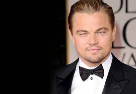 Sarı balyajları ise bu görünüşe bambaşka bir hava katıyor. Artik Sozunuzu Dinletebilmek Icin Sakalinizin Olmasi Yetmiyor Bir De Stiliniz Olmali Yuz Sekillerine Gore Sakal Modasi