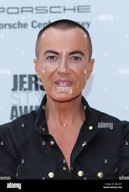 Julian mcdonald hi-res stock photography and images