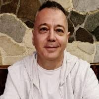 10+ profiluri „Daniel Cezar”