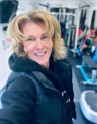 Tracy Pickering's Instagram, Twitter & Facebook